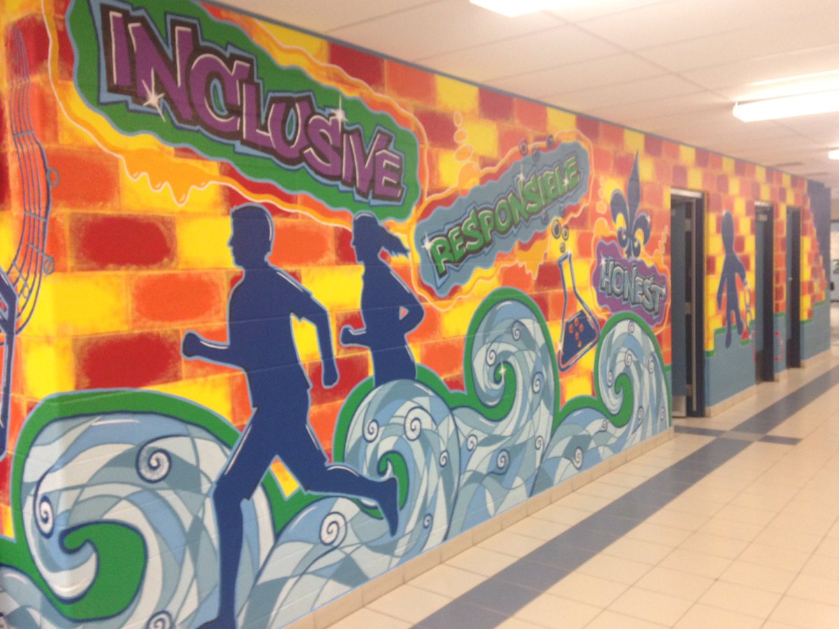 RTMSVisualArts's tweet image. After months of hard work we are finally done the mural!!! @ARTS_PDSB @rtmsriptide #pdsbVart