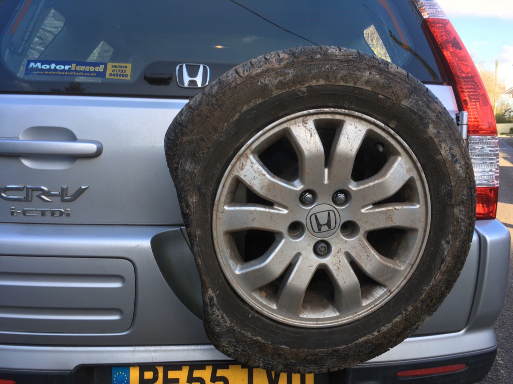 Flat tyre so annoying!