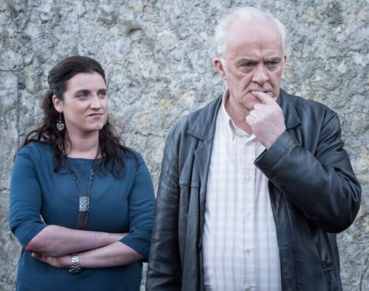 RosnaRun's tweet photo. Tá Mo le ceangal go bhfuil David agus Gráinne ag déanamh poitín, ach meabhraíonn Tadhg di gurb í féin an saineolaí! Anocht 8.30in @TG4TV https://t.co/N270WWIXQK