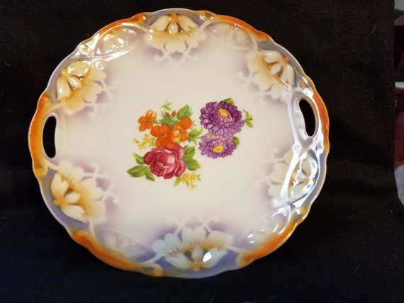 DigginThruTheAt's tweet photo. https://t.co/RGZIeISPZS Bavarian Cake Plate #wiseshopping #dessertserver #cakeplate #Bavaria #Lusterware https://t.co/6dZ5cf1NaQ