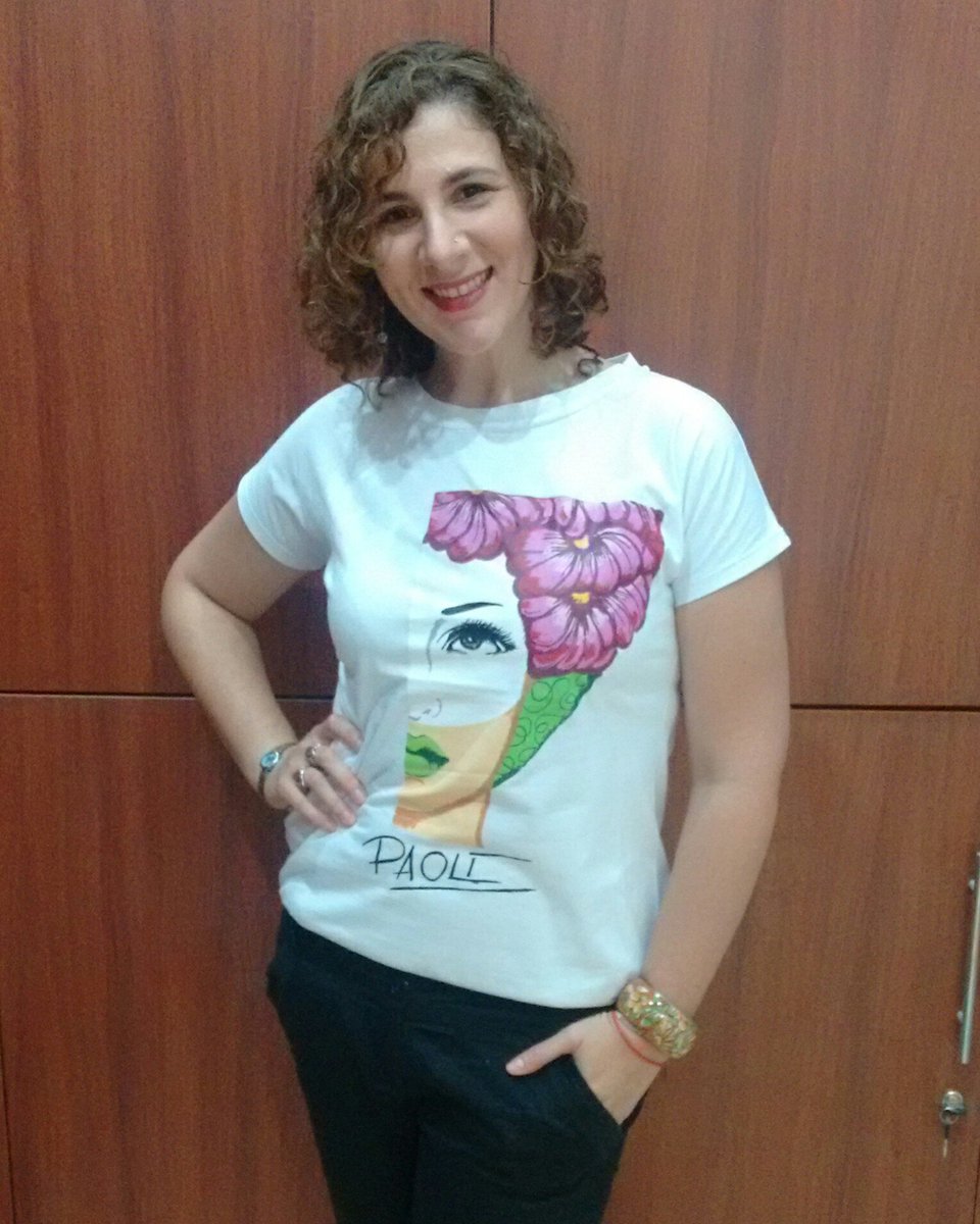 aleszpecht's tweet photo. Hoy en @HACELO_CORTO #halocorto para #LMU usé el diseño de #CrisitinaPaoli de @mua_py #muapy,Prendete a esta iniciativa y #encendeesperanza https://t.co/x2HM4DjvHI