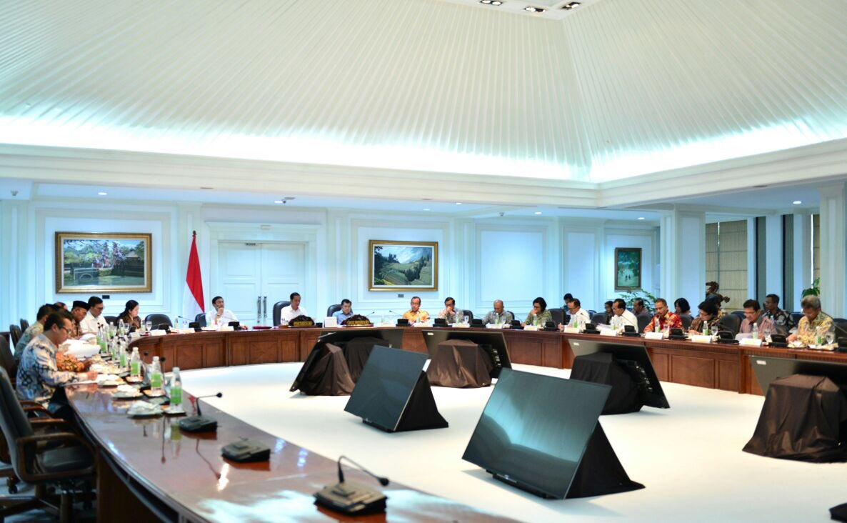 Kabar gembira, beasiswa Lembaga Pengelola Dana Pendidikan akan kita permudah aksesnya agar lebih banyak yang menikmati –Jkw