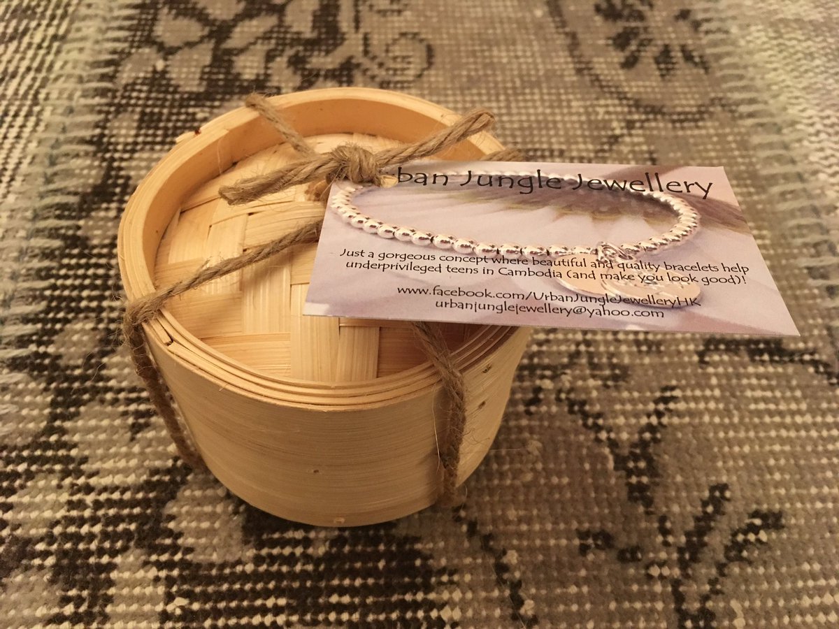 UrbanJungleJ's tweet image. Fun &amp;amp; fab packaging for our unique bracelets for a fab person! #urbanjunglejewellery #bracelets #funpackaging #dimsum