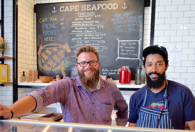 Reel_Time's tweet photo. We Took a Cooking Class With LA's Best Seafood Chef. Here's What We Learned (and Something to Make). - Thrillist 

https://t.co/iE1QCpCNP8 https://t.co/I4YRtM7r88