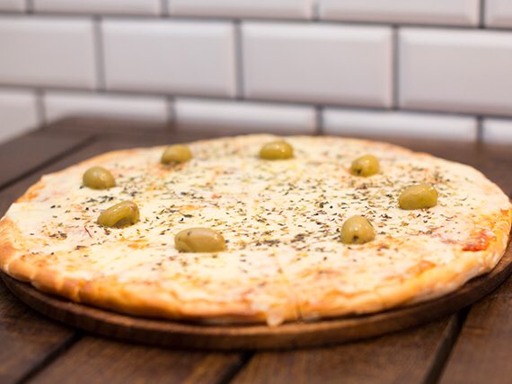 GanaCenas's tweet photo. GANÁ PIZZA LIBRE PARA VOS Y TODOS TUS AMIGOS PARA HOY MARTES 7!! ADEMÁS 2x1 EN TRAGOS! SEGUINOS Y HACÉ RT!!! https://t.co/jo2lA1GlVS
