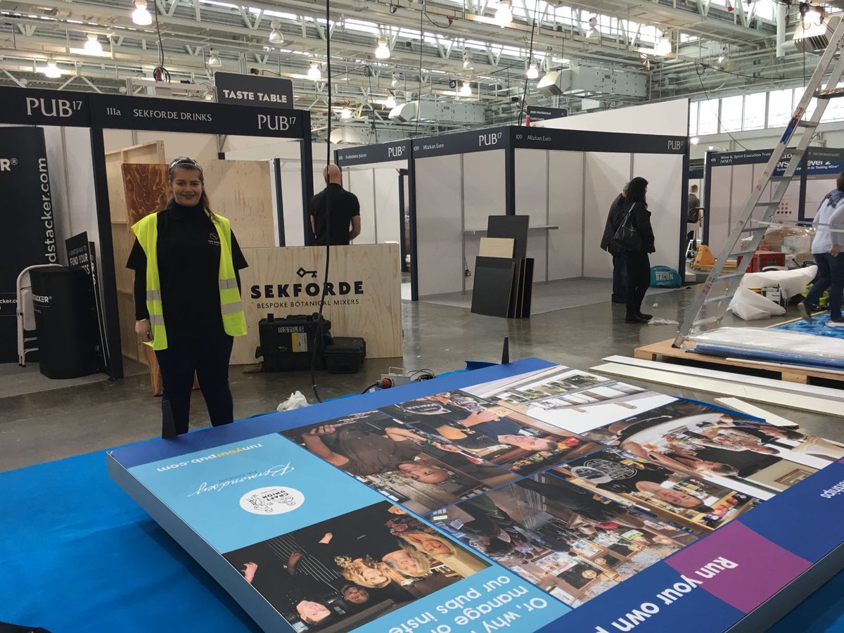 On Show Events tweet media