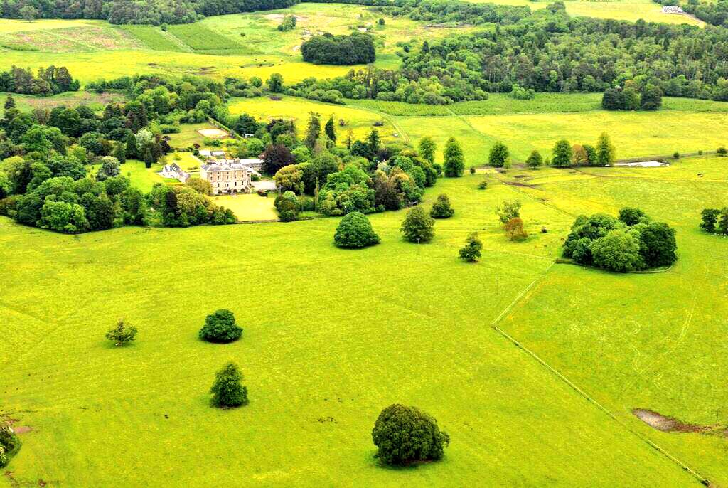 RahinstonEvents's tweet photo. Sky view of Rahinston... Lovely shots of gardens, woods, yards... A perfect spot for movie location, marquee weddings, yurts, so much scope. https://t.co/eKzXV37Iwu