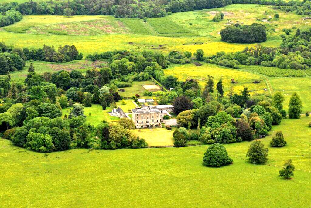 RahinstonEvents's tweet photo. Sky view of Rahinston... Lovely shots of gardens, woods, yards... A perfect spot for movie location, marquee weddings, yurts, so much scope. https://t.co/eKzXV37Iwu
