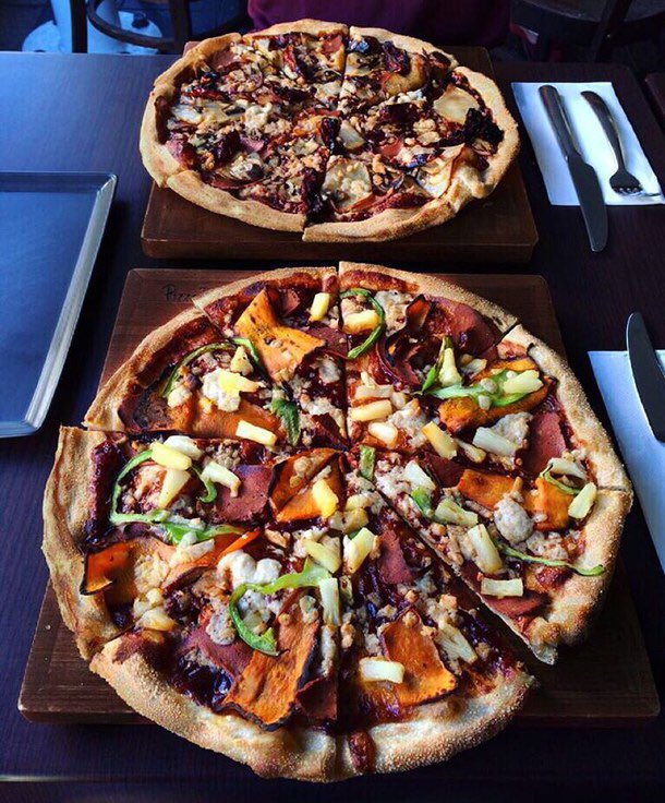 Late lunch after a bit of sightseeing and shopping with <a href="/FairheadCharlie/">Charlie Fairhead</a>