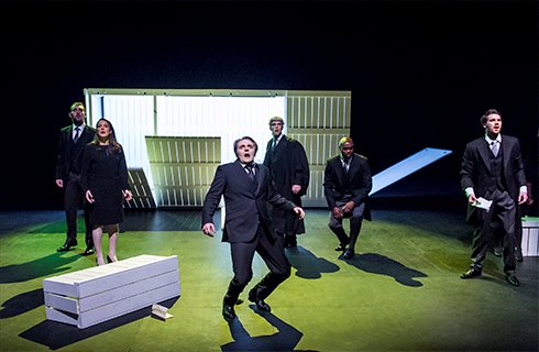 TeatroRomea's tweet photo. ¿Tienes ya tu entrada para ver "The Winter's tale este" jueves a las 20h en el Romea?  
#Imperdible https://t.co/Fo007WfVuf https://t.co/pzG92HmGKJ