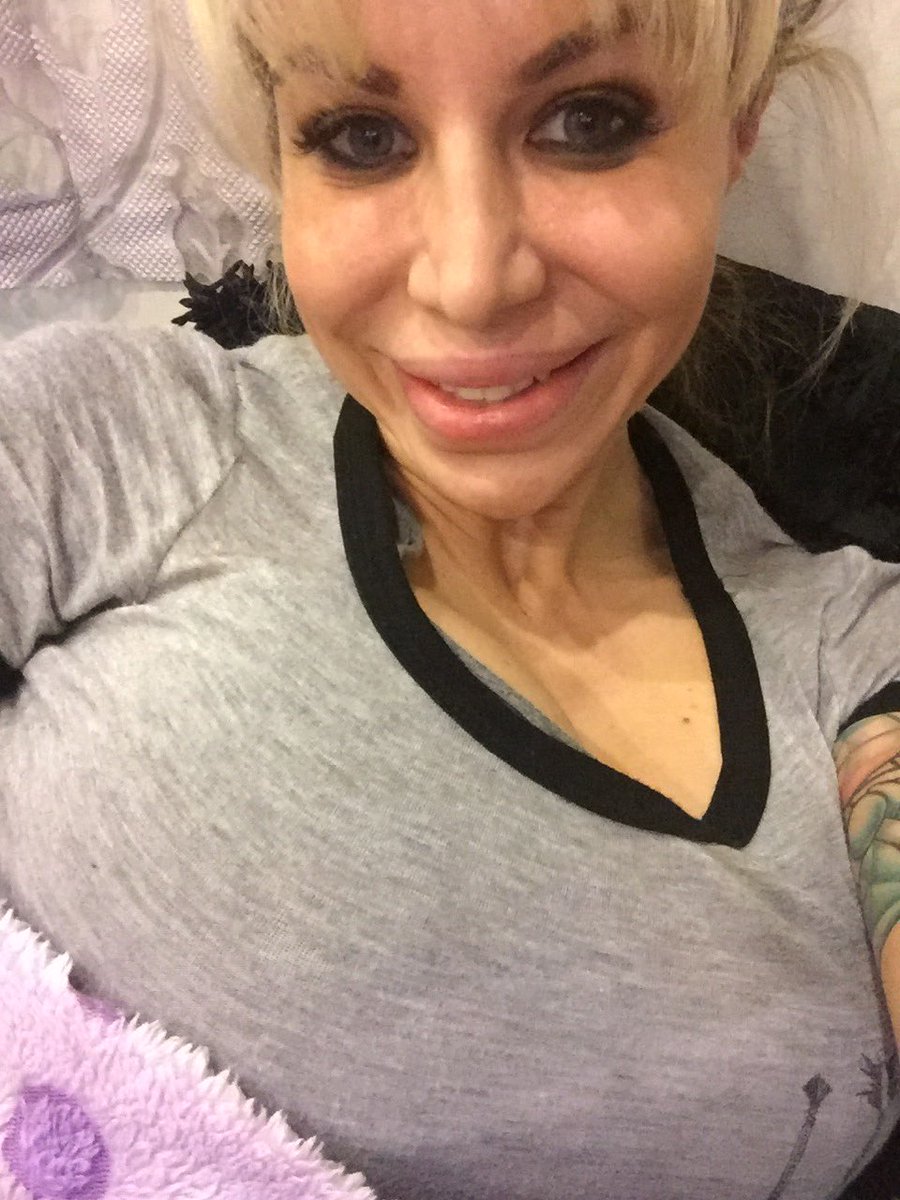 Danielle Derek (@daniellederekxo) | Twitter