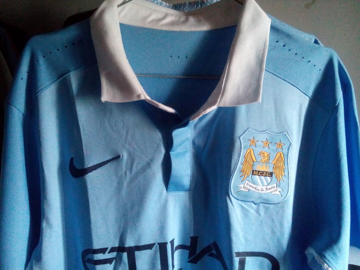 SuperbiaMerch's tweet photo. (JERSEY) Manchester City 2015/16
Home | S | 150k +Stiker
BBM : 5C73D040
SMS/WA : 0859 7465 8703
#ManCity #Mcfc #ManchesterCity #MCFCMerch https://t.co/ZMatzPp1gM