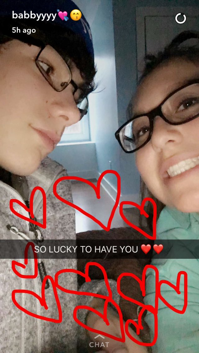 MelaniGaldamez's tweet photo. i love alexander so much @Alex_Ingram12 😭❤️❤️ https://t.co/HLjXO8oz8H