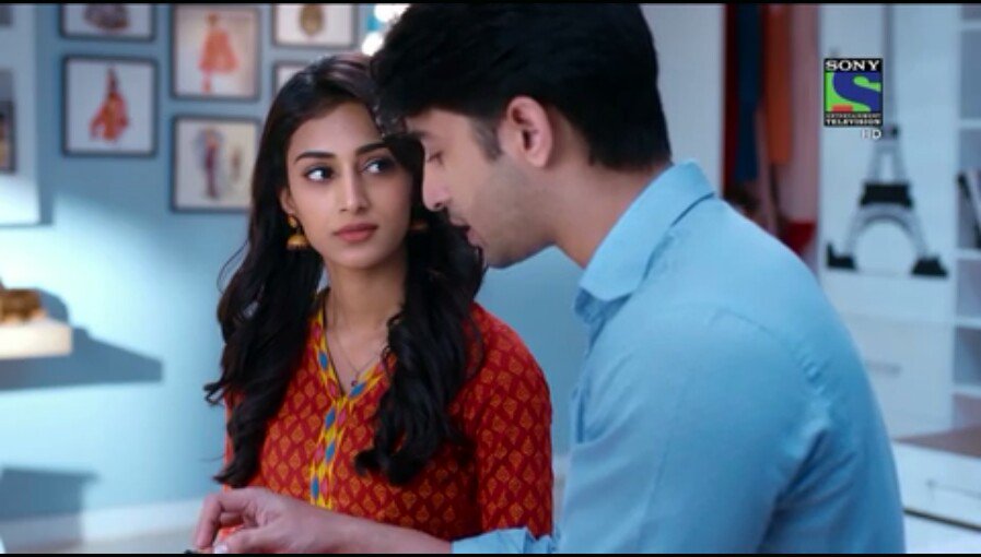 Sri_Sowjanya's tweet photo. Lost in him!!😍😍😍😘😘😘
#throwback #oldmemories #KRPKAB #DevAkshi #MrDixit #MsBose #DevDixit #SonakshiBose @Shaheer_S @IamEJF https://t.co/eXOszatOOL