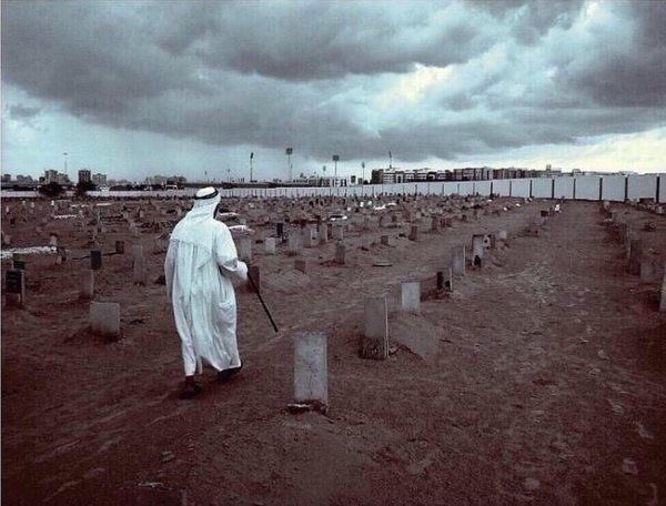 KSASociety's tweet photo. مغردون: اللهم هب للمتوفين سعةً في قبورهم لا يرون لها نهاية وهب لمضاجعهم راحة ولظلمتهم نوراً ولذنوبهم غفراناً
:
#احتضنوا_موتاكم_بدعوه
- https://t.co/MXBVzYTioS