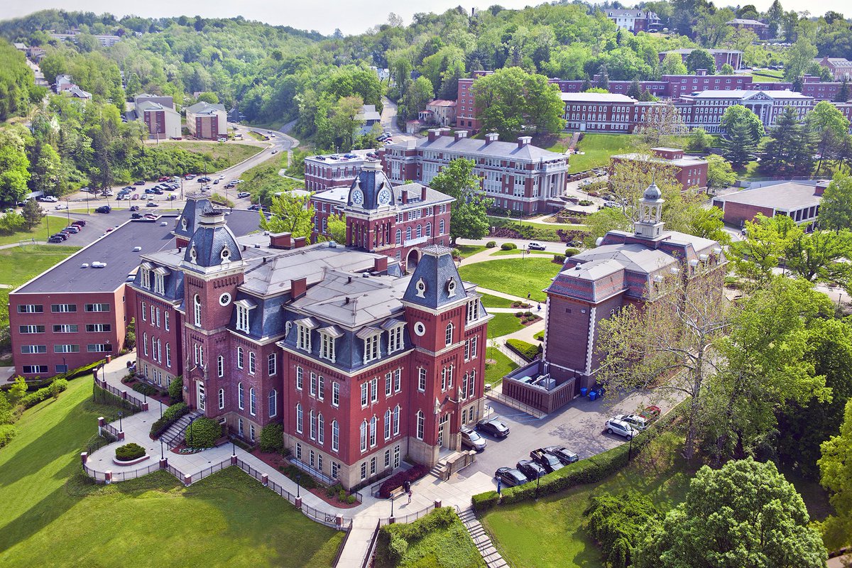 LyonsShane_ATH's tweet photo. Happy birthday @WestVirginiaU - celebrating 150 years! #WVU150 https://t.co/SipVPEhOJl