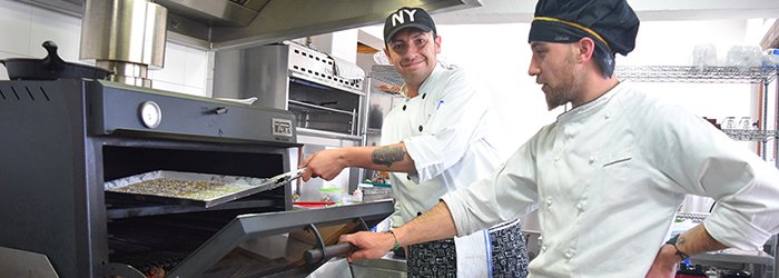 Grill_PiraOvens's tweet photo. https://t.co/1TXedXe8Lv #showcooking #chef Francisco Pinzón by #Javar #Pira #CharcoalOvens #HornosBrasa en #Colombia #Bogota #brasa #calidad https://t.co/LkGtLL4U2E