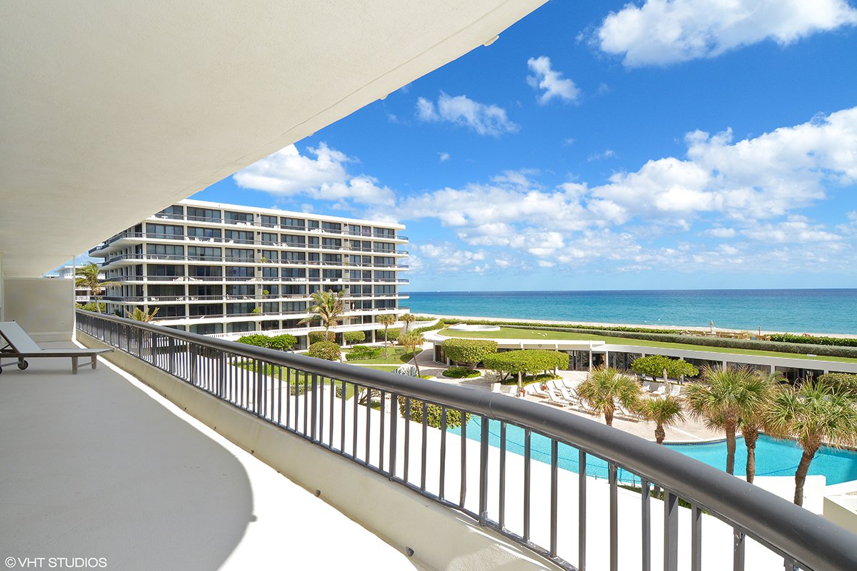 FiteGroup's tweet photo. New #FiteGroup Listing: 2660 S Ocean Blvd 303W #PalmBeach #BeachPoint #LuxuryHomes https://t.co/Yivo8VT7vc https://t.co/E6ChZu02Js