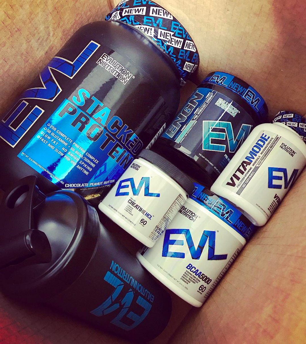 EVLsports's tweet photo. #Repost Derek
Lean Mass Stack has arrived!! Nothing but the best comes from @evlsports Thank for the amazing service! #LeanMassStack https://t.co/OdkJDMCscm