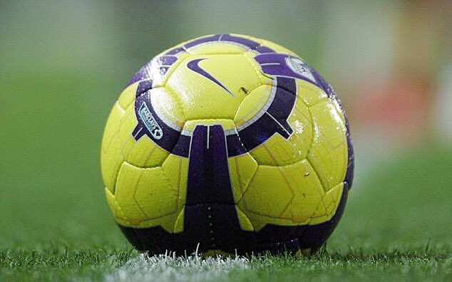 redVstandingby's tweet photo. Ignore the weather - we're still on
Coleraine Uni 3G pitches // 6-7pm // 11-18s // free #footballcrew @studio_ten https://t.co/9rEZ5O4DuJ