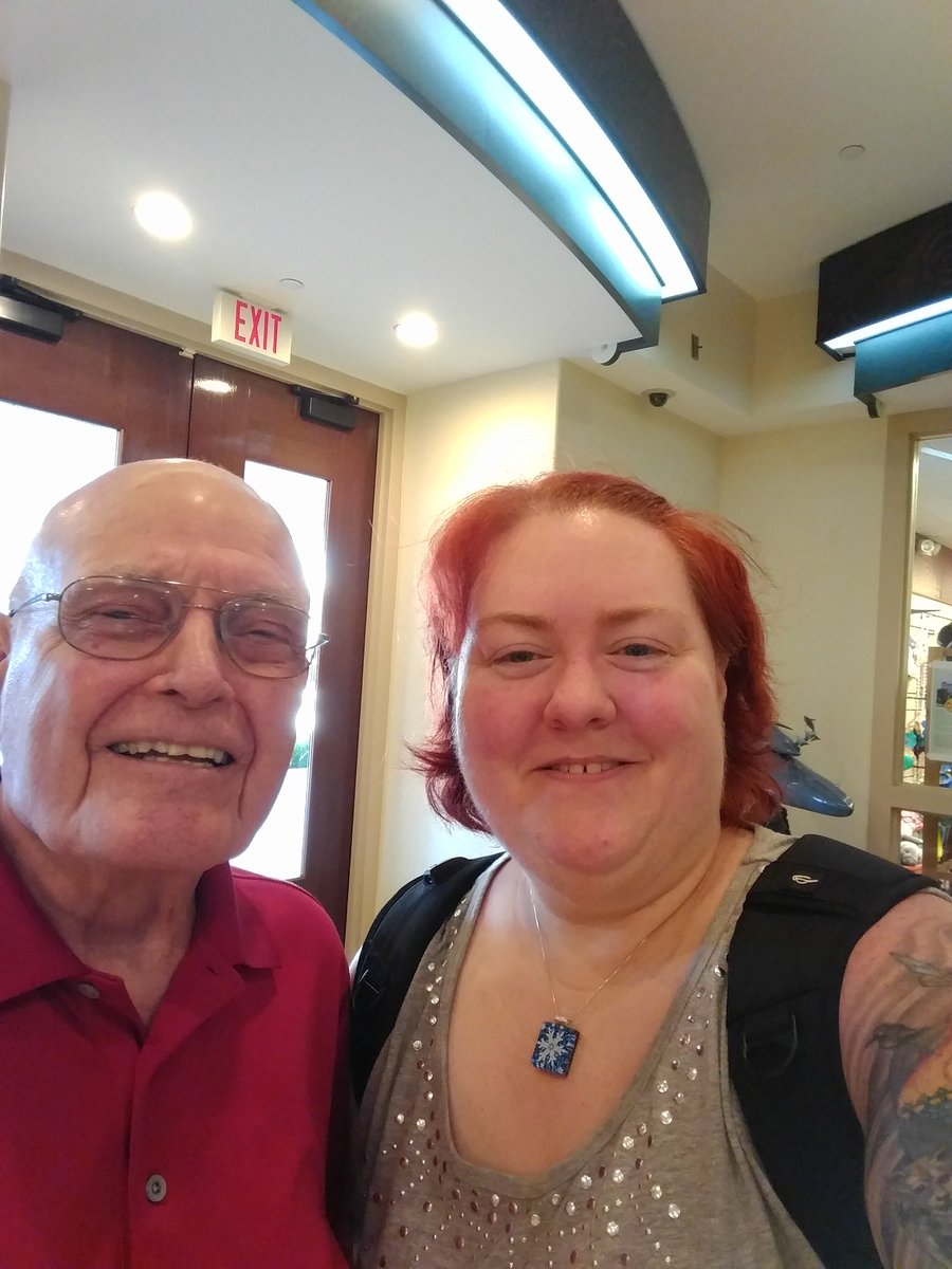 BreakOUTCoach's tweet photo. Look who I ran into in Florida https://t.co/FI05X6lY1W