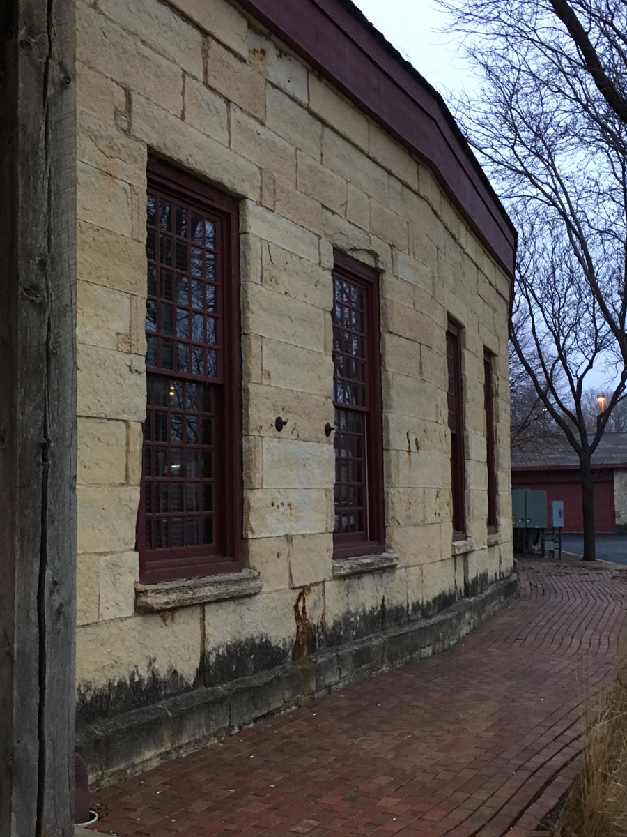 thegreentown's tweet photo. Two guesses where we will hold the next GreenTown! April 27, 2017. https://t.co/tqYeUWwDOA
