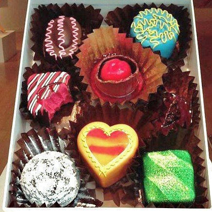 JMF1007's tweet image. 🍬 would you like a #bonbon 🍬 #PeterAnton 🍬