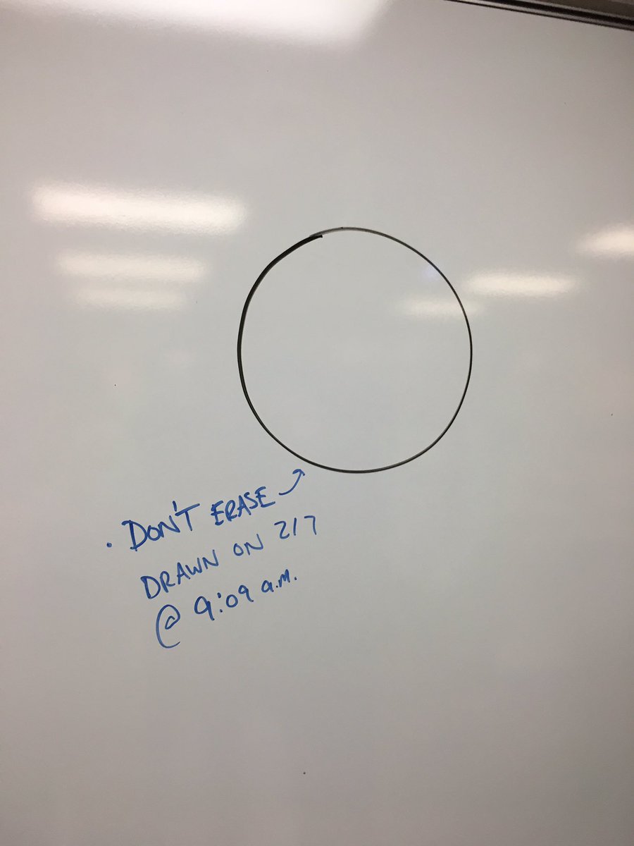 STEM_DavidHa's tweet photo. Mr. Cowhey's perfect circle! #GodStatus #STEMLC #SELC #Circle #circles #Physics #Mr.CowheyBetterThanMr.Sinde? https://t.co/G9JZ7FccgA