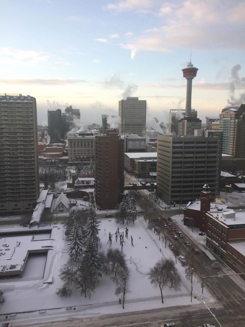 DeltaCalgaryDT's tweet photo. Stay warm #yyc #thisisCalgary https://t.co/3nmoTfPE06