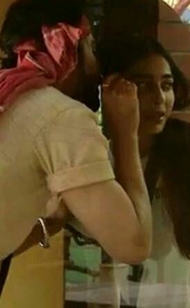 Gauravbanifc's tweet photo. "Teri meri baaton ka har lamha
Sab se anjaana
Do lafzoon mein yeh"
#GaurBani #Memories @bani_j @gauravchopraa https://t.co/mSGjJvHm2K