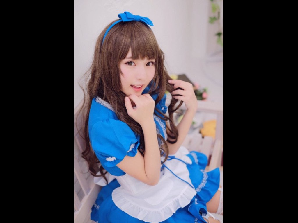 PartysDj's tweet image. i look ugly in this photo 😕