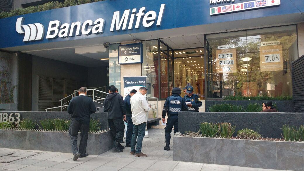 La casa de cambio Mifel, hoy Banca Mifel, es una institución dirigida por miembros de la comunidad judía.