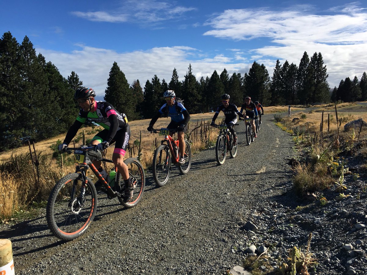 Empieza la cuarta etapa de la @ThePioneerNZ!!!! 
A tope #Imparables con <a href="/Gaes/">GAES</a>, <a href="/GoldNutritionES/">GoldNutrition</a> y <a href="/Radarcan/">Radarcan</a>!!!