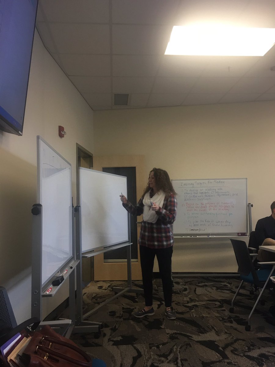 MaraBanfield's tweet photo. #ShieldAcademy teacher work session @MCCTC @STEMAcademy2 great job today ! @PrincipalZ https://t.co/kRPFcJY0Xj