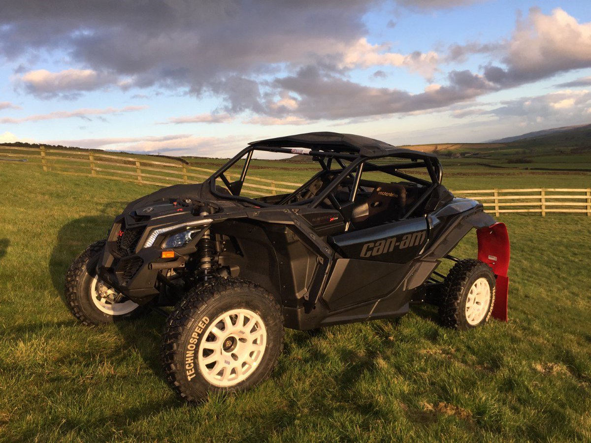 x3racingltd's tweet photo. Getting there! Only 8 days until the Official Team @BRP_UK Launch. Just look at the cage, "Snug as a bug in a rug"! #0Tolerance @ppcages https://t.co/3PgsJaALSK