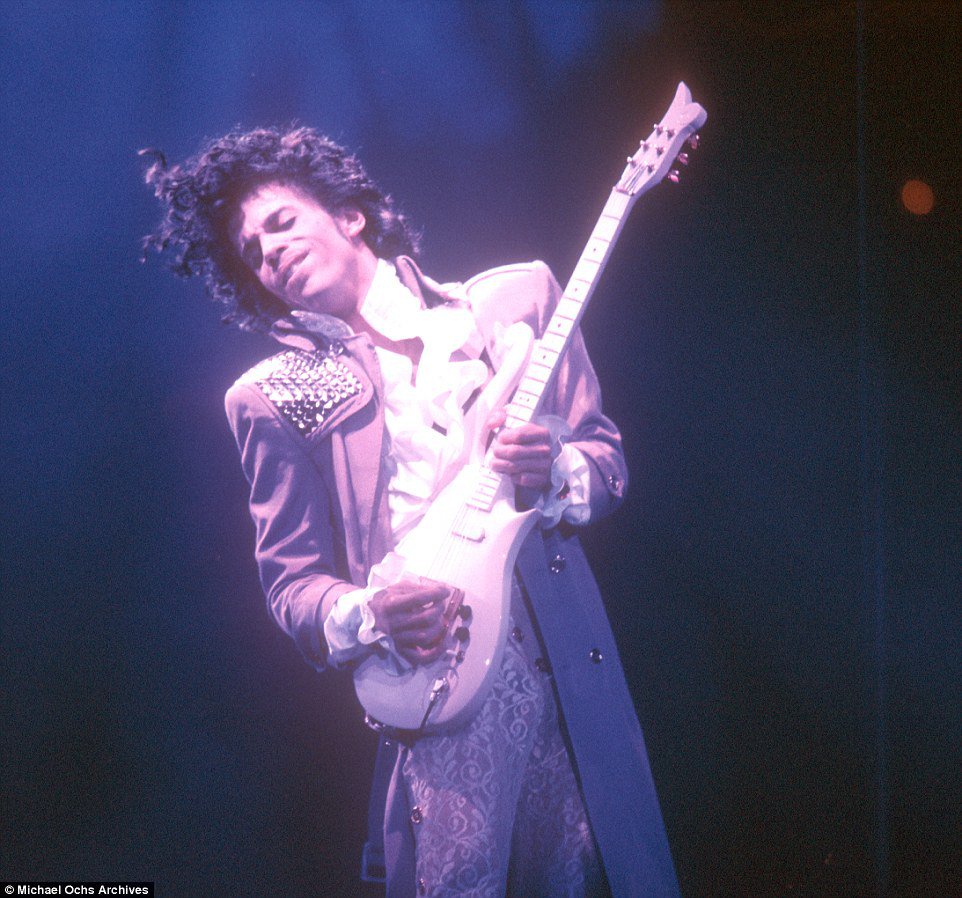sbcltr_mag's tweet photo. Baby I’m A Star – A Tribute To Prince https://t.co/exkHNOgvuT https://t.co/laTzDtjLuf