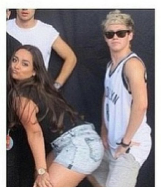 wspomnienia1dpl's tweet photo. #2593
Kiedy ta fanka zrobiła najlepsze zdjęcie z chłopcami na m&amp;g ever #OneDBestFans https://t.co/sCDtgAx8cf
