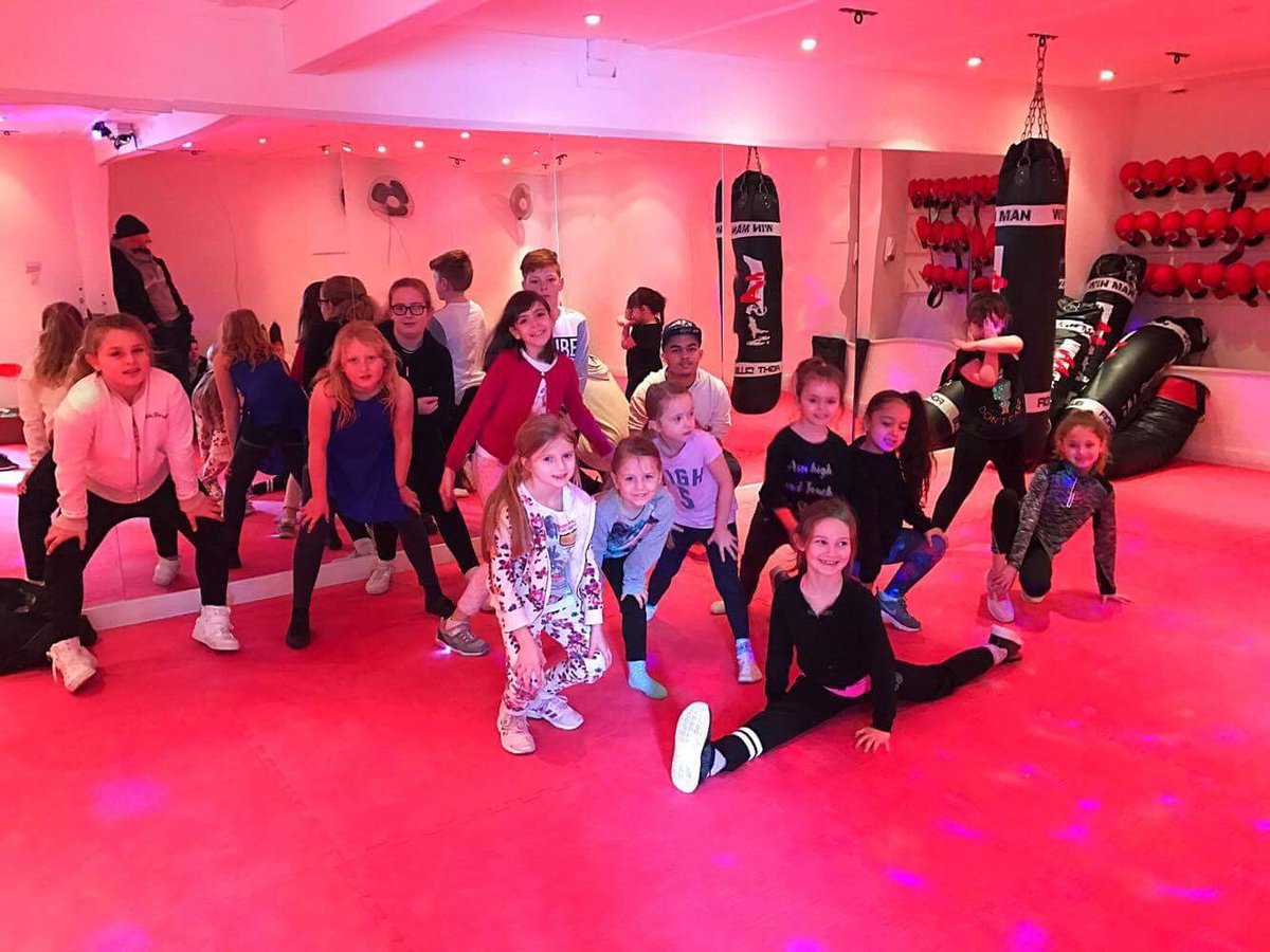 HoneLaura's tweet photo. Kids street dancing @DLSnorthcamp  Saturday 10.15am #dance #streetdance #dls #northcamp https://t.co/Uc6PhhmVRN