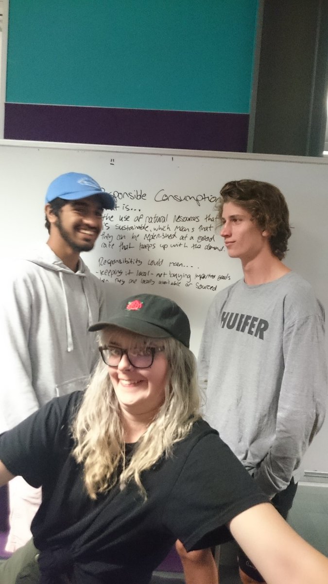 CrisCasey15's tweet photo. ASHS students getting stuck in problem solving #ashsnz @Shermorocks @kaiako_nz @rossmartin4 @mjmakin @barbjcav https://t.co/CLhQl6cgfP
