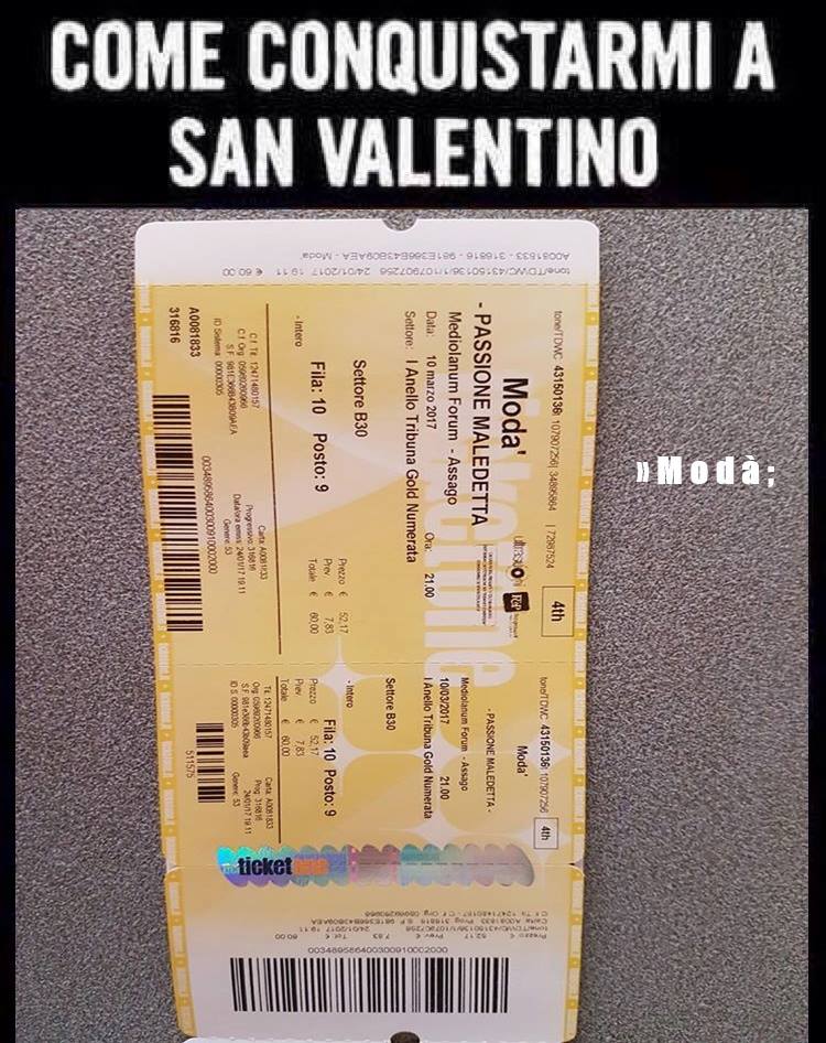 MartinaModaiol1's tweet photo. Ahahahah @rockmoda #passionemaledettatour https://t.co/AOZl5axYBZ