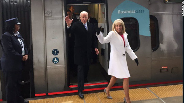 CNN's tweet photo. Former VP Joe Biden will split his post-White House time between the Univ. of Pennsylvania and the Univ. of Delaware https://t.co/5PB2QcYdXi https://t.co/y4CYbanRtY