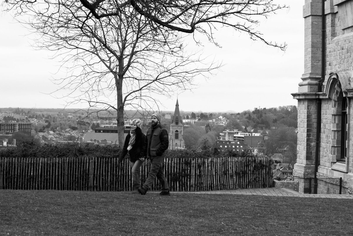 Foxygraphy's tweet photo. #blackandwhitephotography #streetphotography #lovers #PhotoOfTheDay https://t.co/6LWcye0wdJ