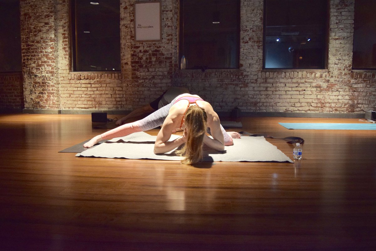 naturaletics's tweet photo. Join me tonight, 6pm @thelayacenter 👣🌀🤸🏽♂️🌞
#naturaletics #mindfulmovement #kc #kcfitness #kcmo #downtownkc #rivermarketkc #kcyoga https://t.co/YbMSCqrRe5