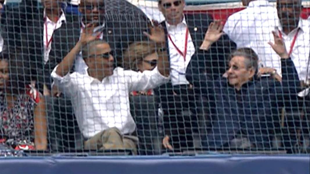 USANEWS007's tweet photo. Haters going BESERK Over Donald Trump /Putin -Yet Obama Can Lick the boots of EVIL KILLER &amp; Communist CASTRO &amp; NOT 1 Word!#TuesdayMotivation https://t.co/0Hm3I2Pr8z