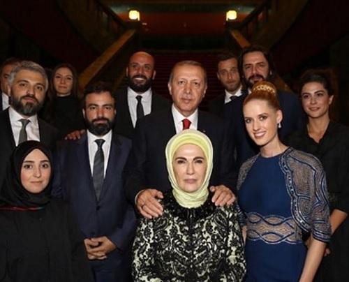 Geçen Sene Hatırası ;) 

<a href="/cemucann/">Cem Uçan</a>  @RT_Erdogan <a href="/asenatugal/">ASENA TUĞAL</a> <a href="/YusufEsenkal/">Yusuf Esenkal</a> @hakanyufkacgil