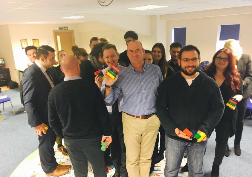 lisahamill's tweet photo. Great @Insights #ContinuousConversation today @Servest_UK #Induction #Eggy #Fasinator 😂 @corinnemrob @dmw1965 @Beau_Rothwell @debbie_noakes https://t.co/R5z0tcQviH