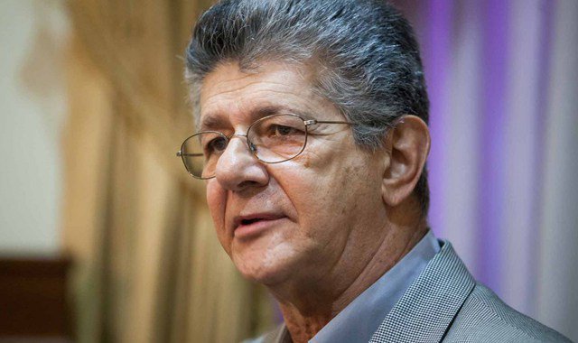 ADemocratica's tweet photo. #Opinión @hramosallup: Pervertidores de la historia https://t.co/iq3eQ6KMKm https://t.co/FGbceTD0j2