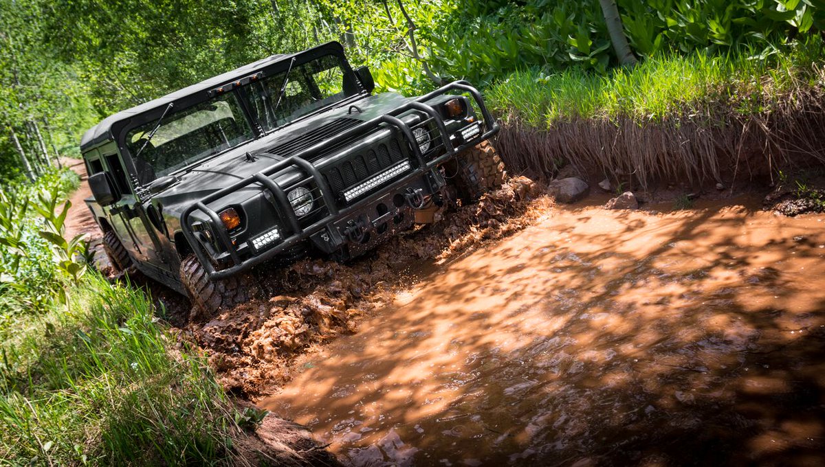 DieselSellerz's tweet image. Retweet if you watched last nights episode! #dieselbrothers #H1 #season2 #stance #military #utility