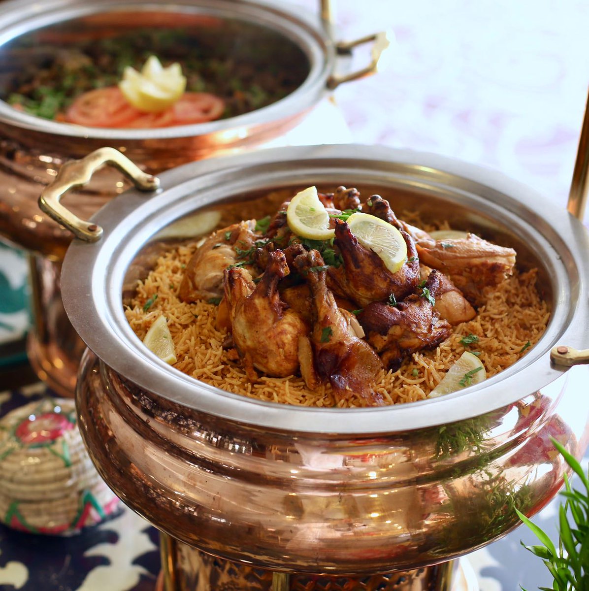 حياكم الله على بوفيه الغداء والعشاء👌

في مطعم " #مجلسنا ..ضيافة سعودية" 
بفندق #هوليدي_إن_الكورنيش بالخبر

#الخبر #مطعم_مجلسنا