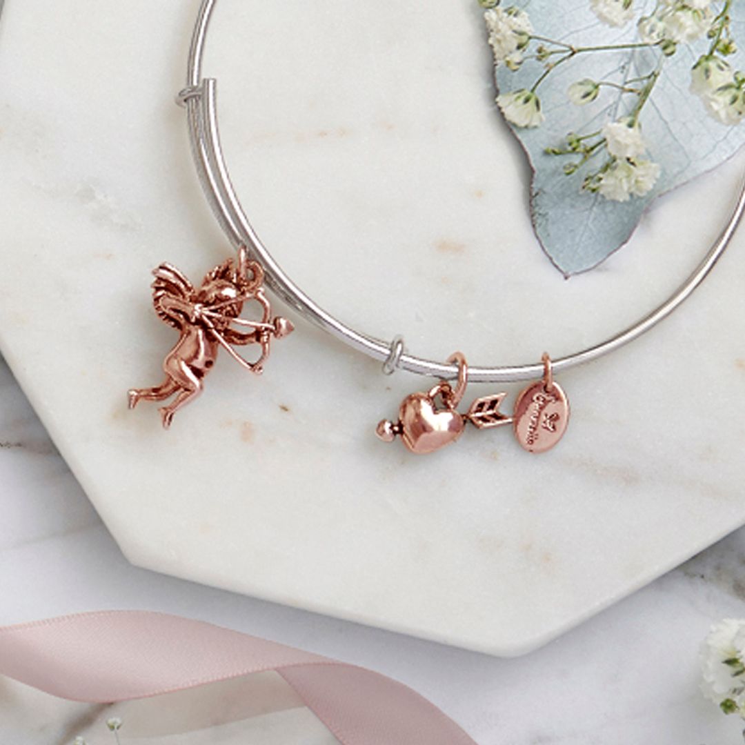 Trust this little <a href="/lovechrysalis/">Chrysalis Official</a> Cupid to find its way to her heart ❤️️ #Chrysalis